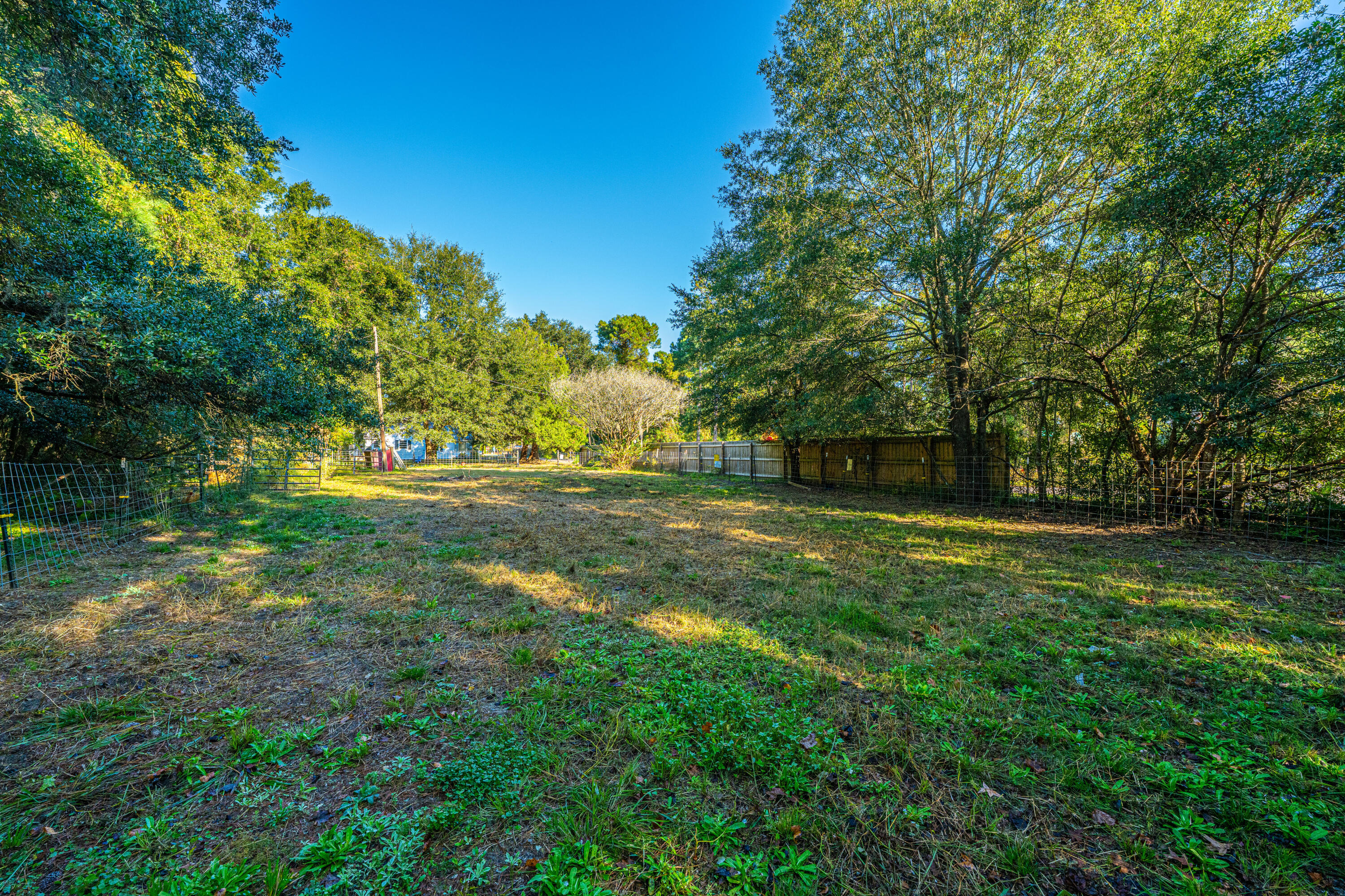 1063 South Pinckney Street McClellanville, SC 29458 - Photo 18 of 22 1063SPinckney048