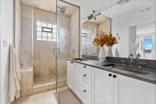 $449,900 | 1225 North California Avenue, Unit 4C, Chicago, IL 60622