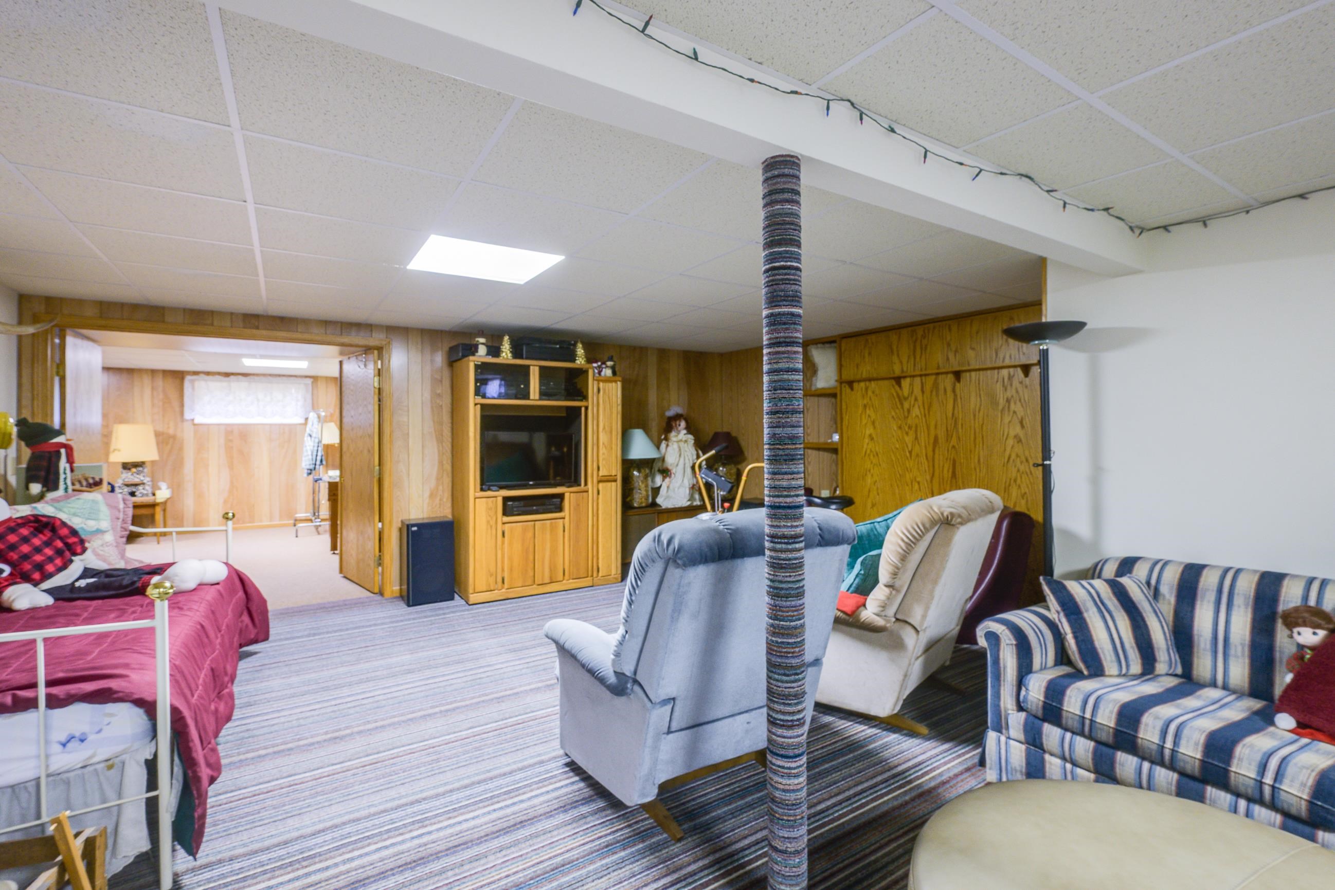 396 Robinson Road Oregon, WI 53575 - Photo 29 of 55 Gallery Image 29