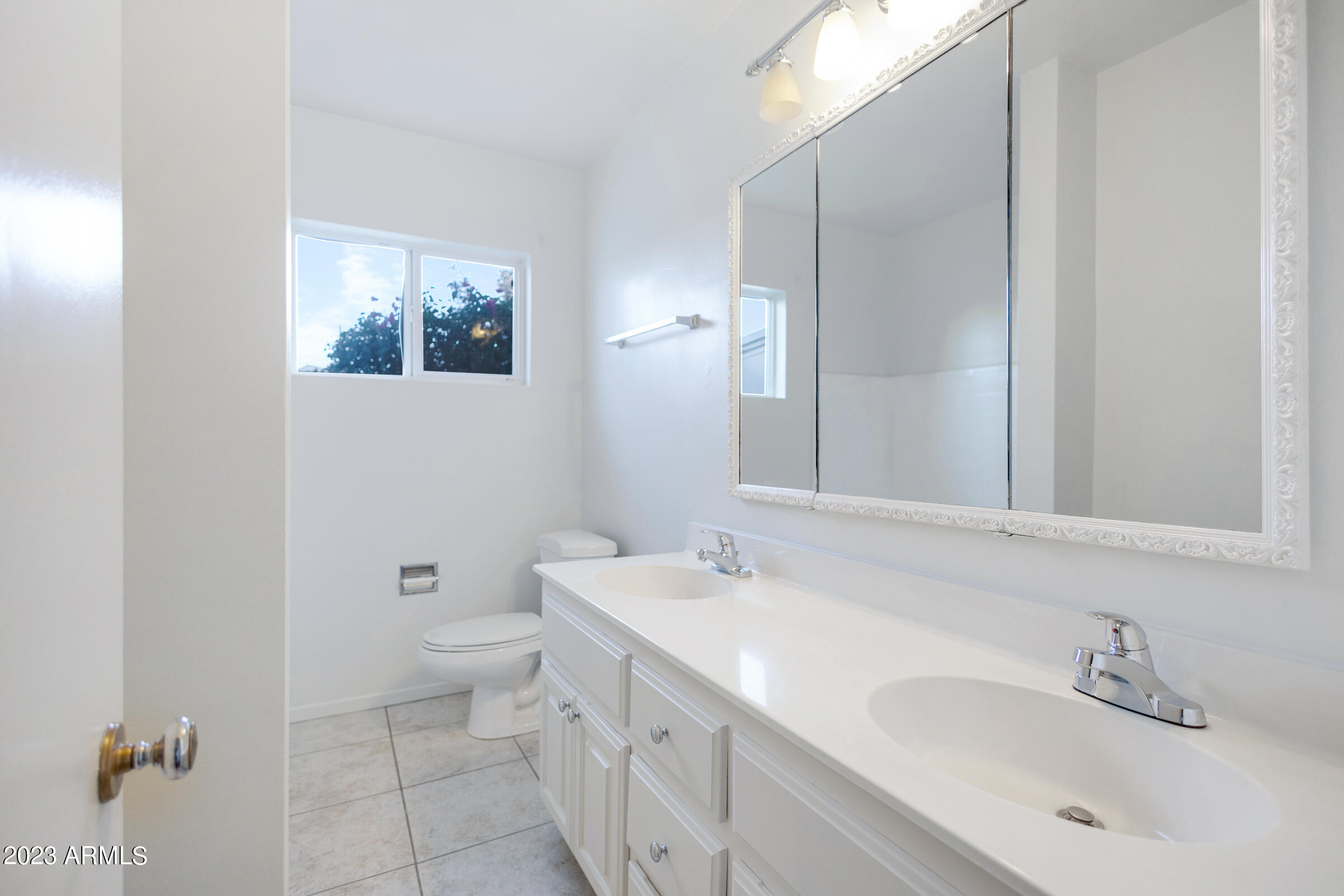 1739 East Ocotillo Road Phoenix, AZ 85016 - Photo 24 of 50 1739 E Ocotillo Rd-25