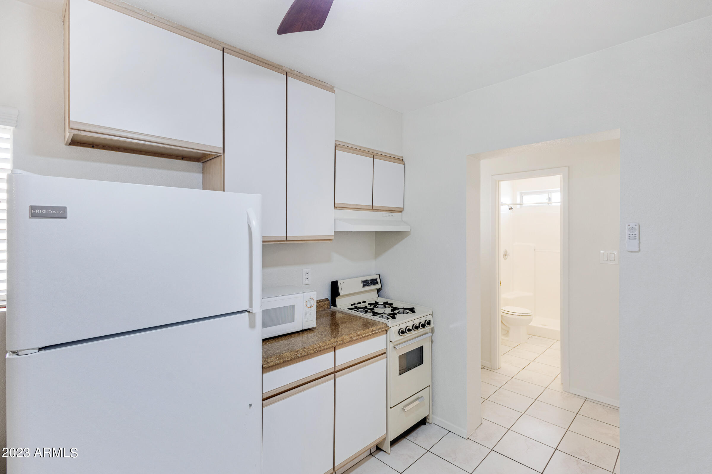 1739 East Ocotillo Road Phoenix, AZ 85016 - Photo 39 of 50 1739 E Ocotillo Rd-40