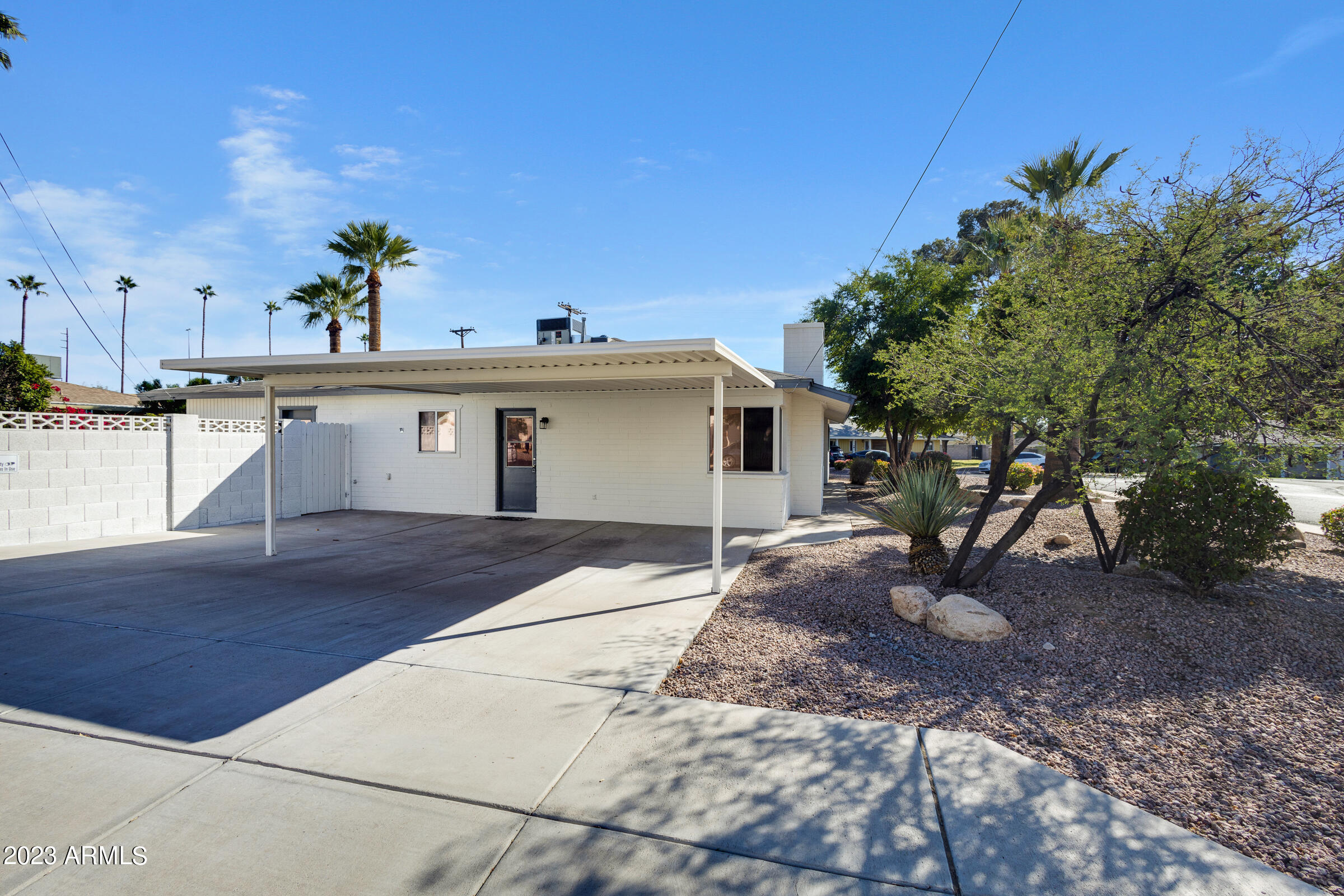 1739 East Ocotillo Road Phoenix, AZ 85016 - Photo 4 of 50 1739 E Ocotillo Rd-4