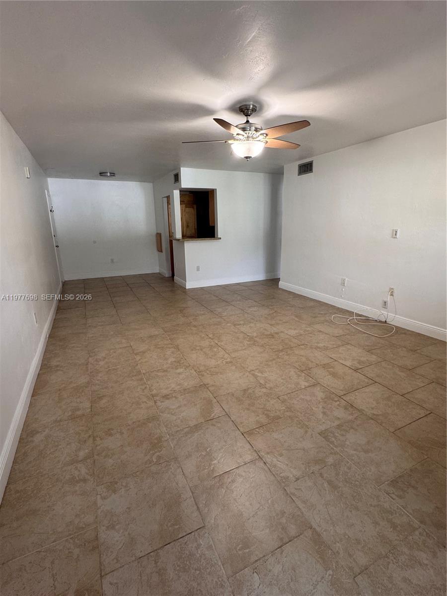 9392 Southwest 77th Avenue, Unit E5 Miami, FL 33156 - Photo 5 of 7