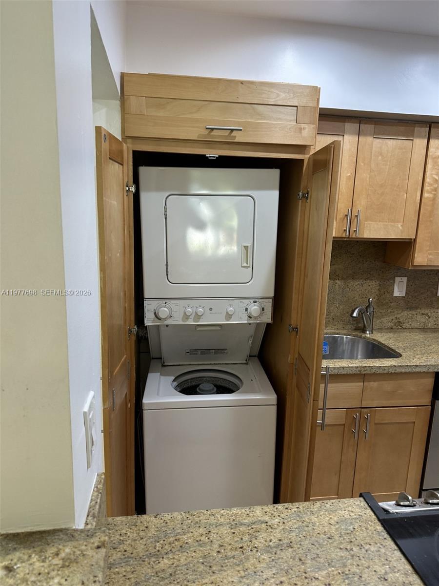 9392 Southwest 77th Avenue, Unit E5 Miami, FL 33156 - Photo 7 of 7