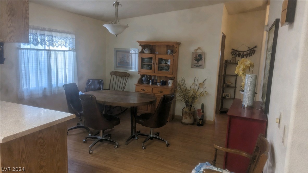 3530 North Blagg Road Pahrump, NV 89060 - Photo 17 of 27 Dining room