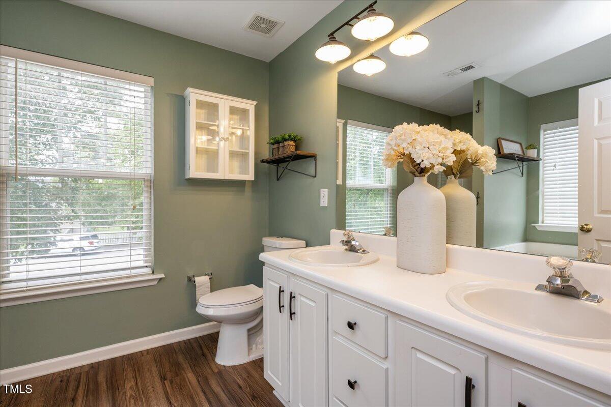 4204 Derry Court Raleigh, NC 27616 - Photo 18 of 30 18-- 23