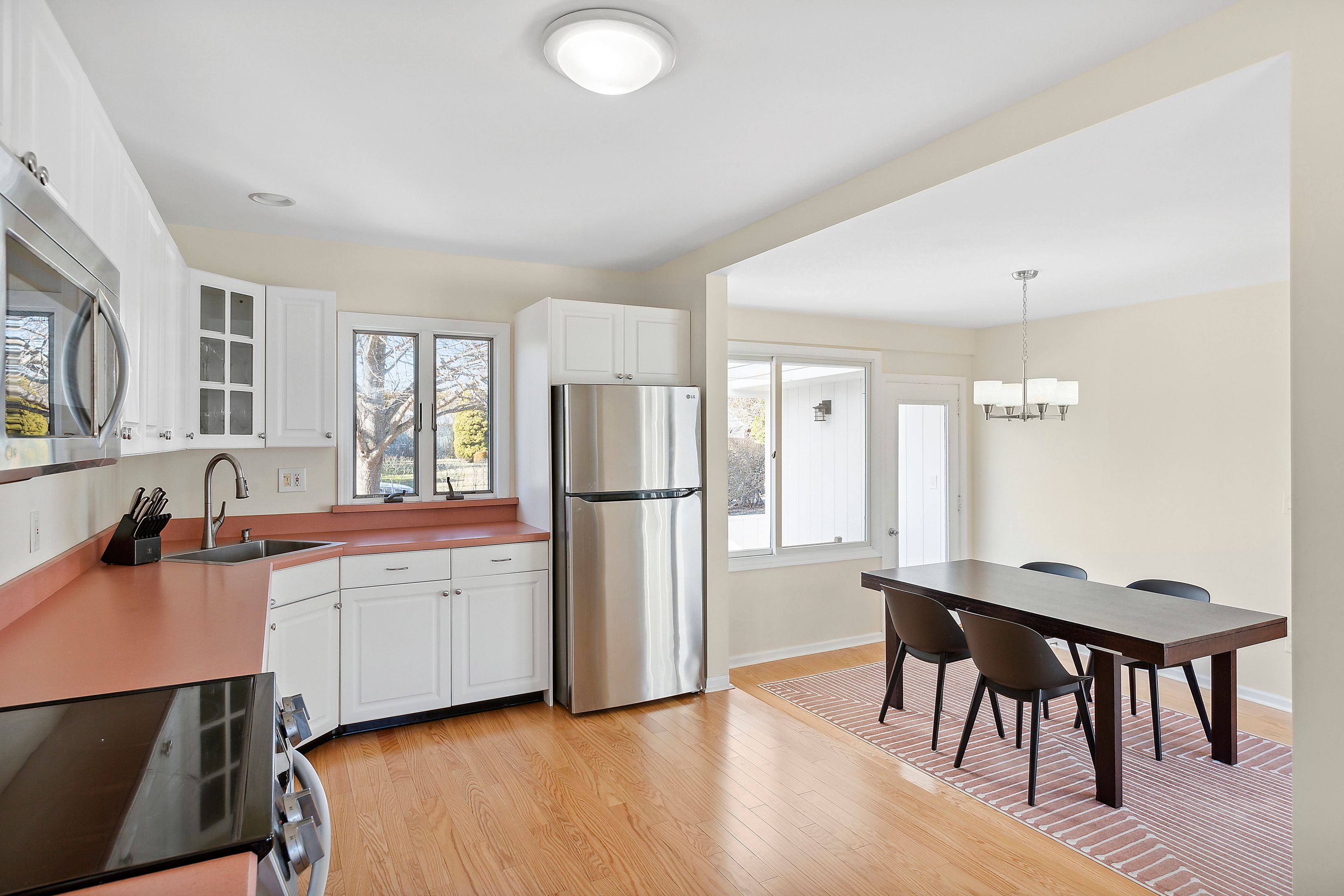 25 Hampton Harbor Road Hampton Bays, NY 11946 - Photo 3 of 10 Gallery Image 3