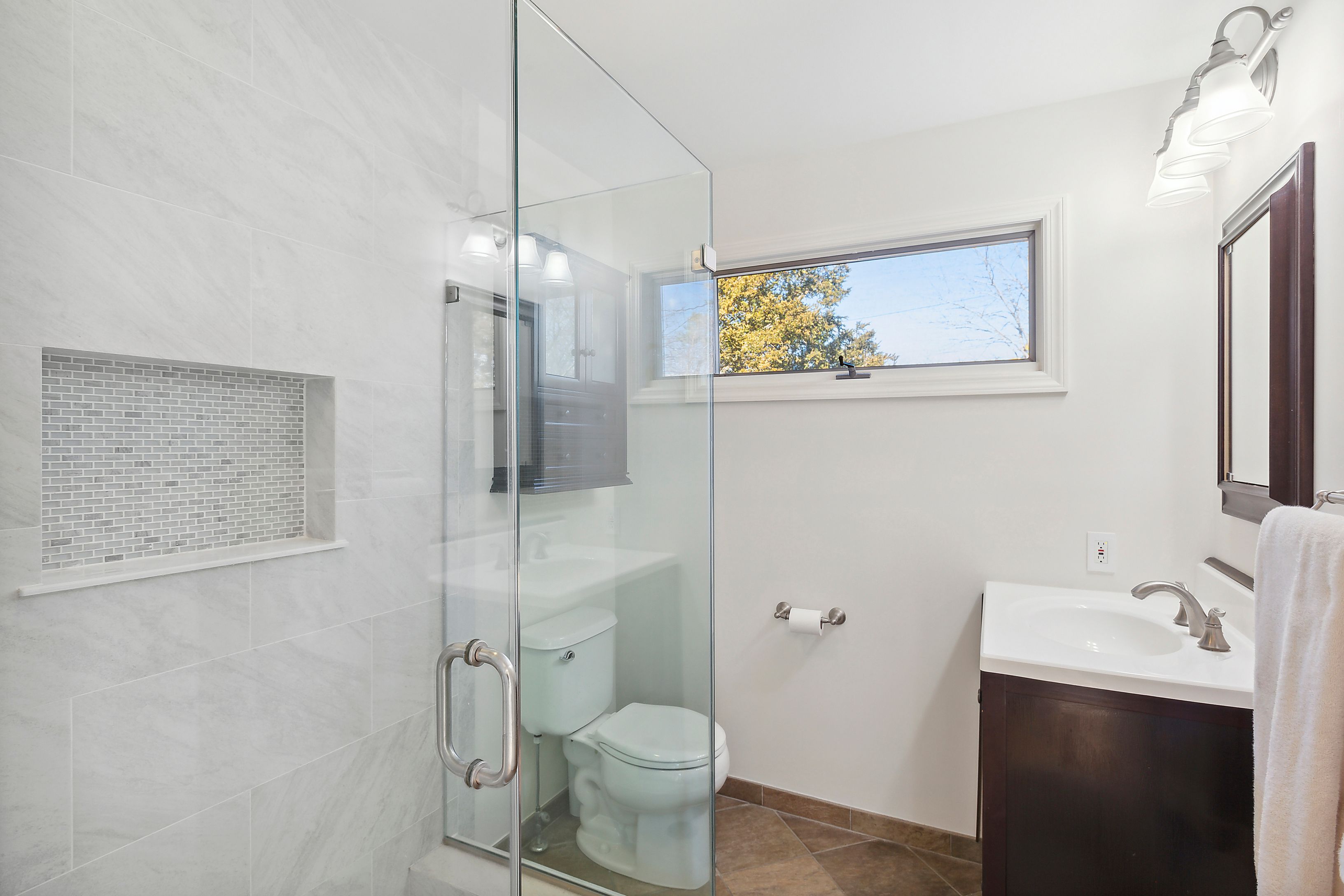 25 Hampton Harbor Road Hampton Bays, NY 11946 - Photo 6 of 10 Gallery Image 6
