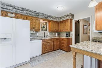 12905 Quail Ridge Road Lee's Summit, MO 64082 - Photo 10 of 36 Gallery Image 10