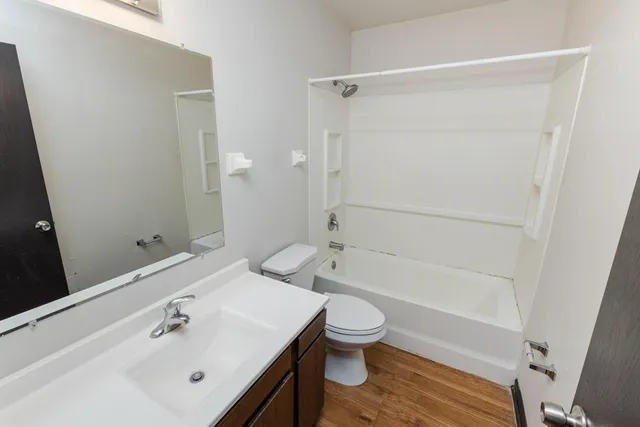 $1,400 | 723 Princeton Court, Hartland, WI 53029