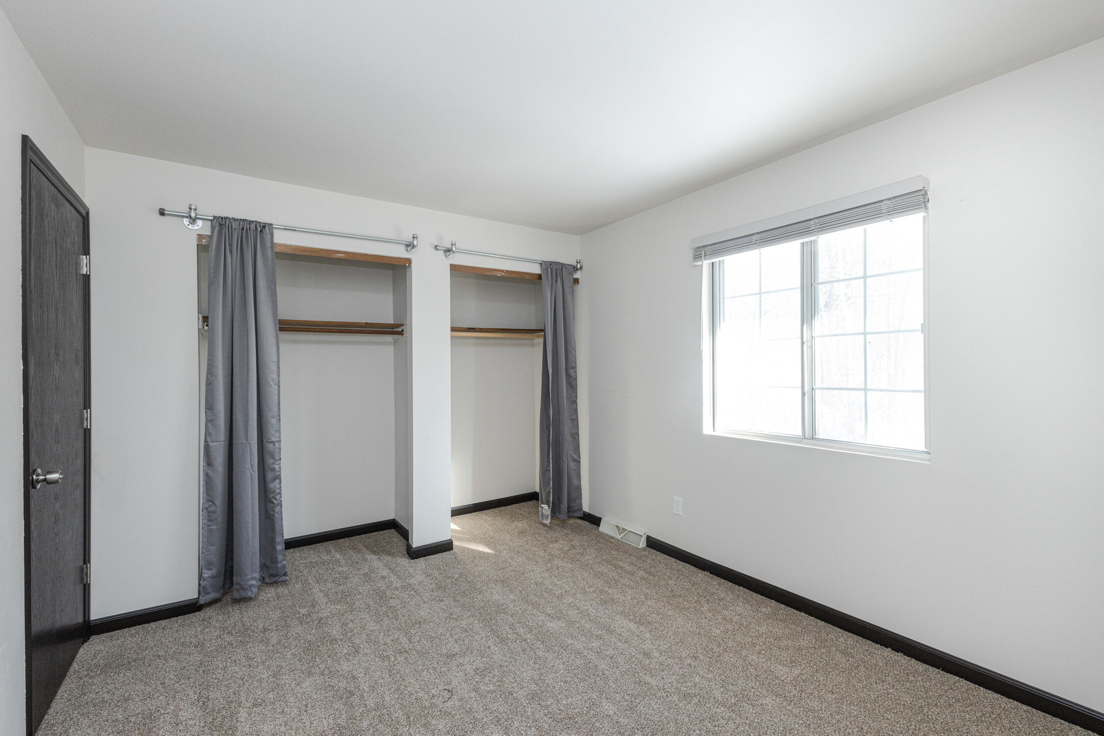 723 Princeton Court Hartland, WI 53029 - Photo 25 of 32 Bedroom 2-31