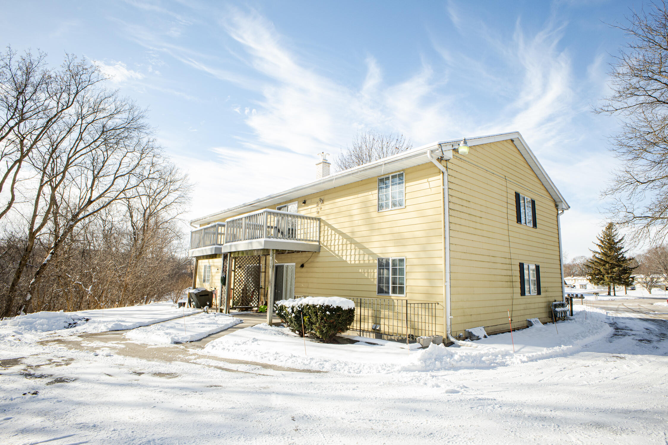 723 Princeton Court Hartland, WI 53029 - Photo 32 of 32 Back Of Building