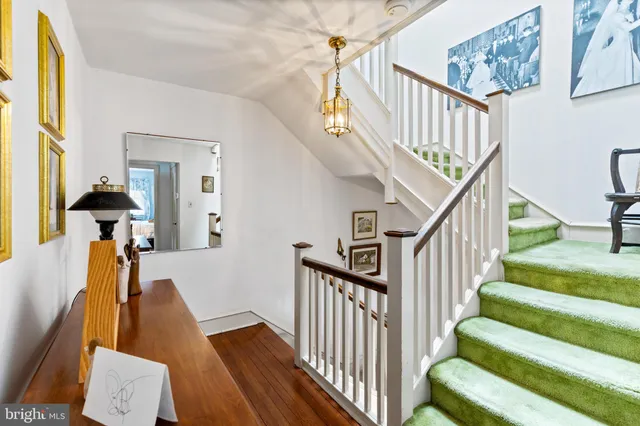 $750,000 | 506 Spring Lane, Wyndmoor, PA 19038