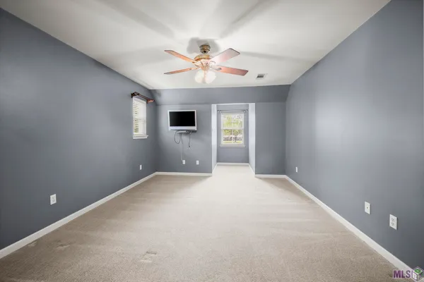 $650,000 | 29725 Henderson Lane, Walker, LA 70785