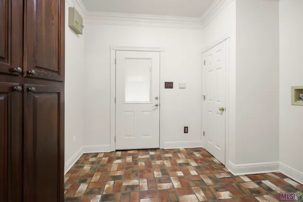 $650,000 | 29725 Henderson Lane, Walker, LA 70785