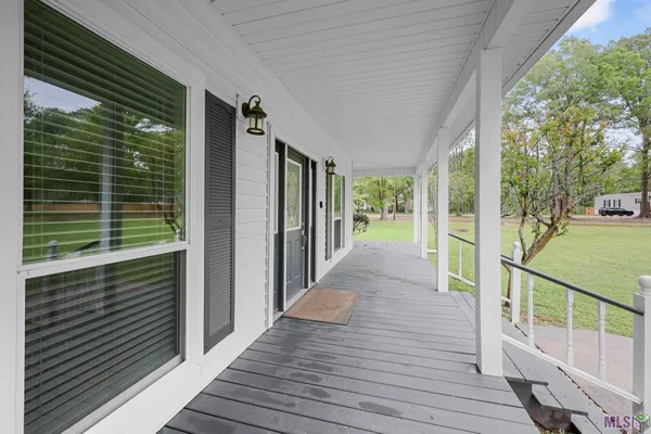 $650,000 | 29725 Henderson Lane, Walker, LA 70785