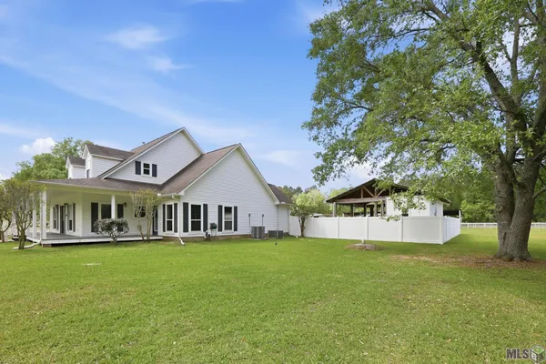 $650,000 | 29725 Henderson Lane, Walker, LA 70785