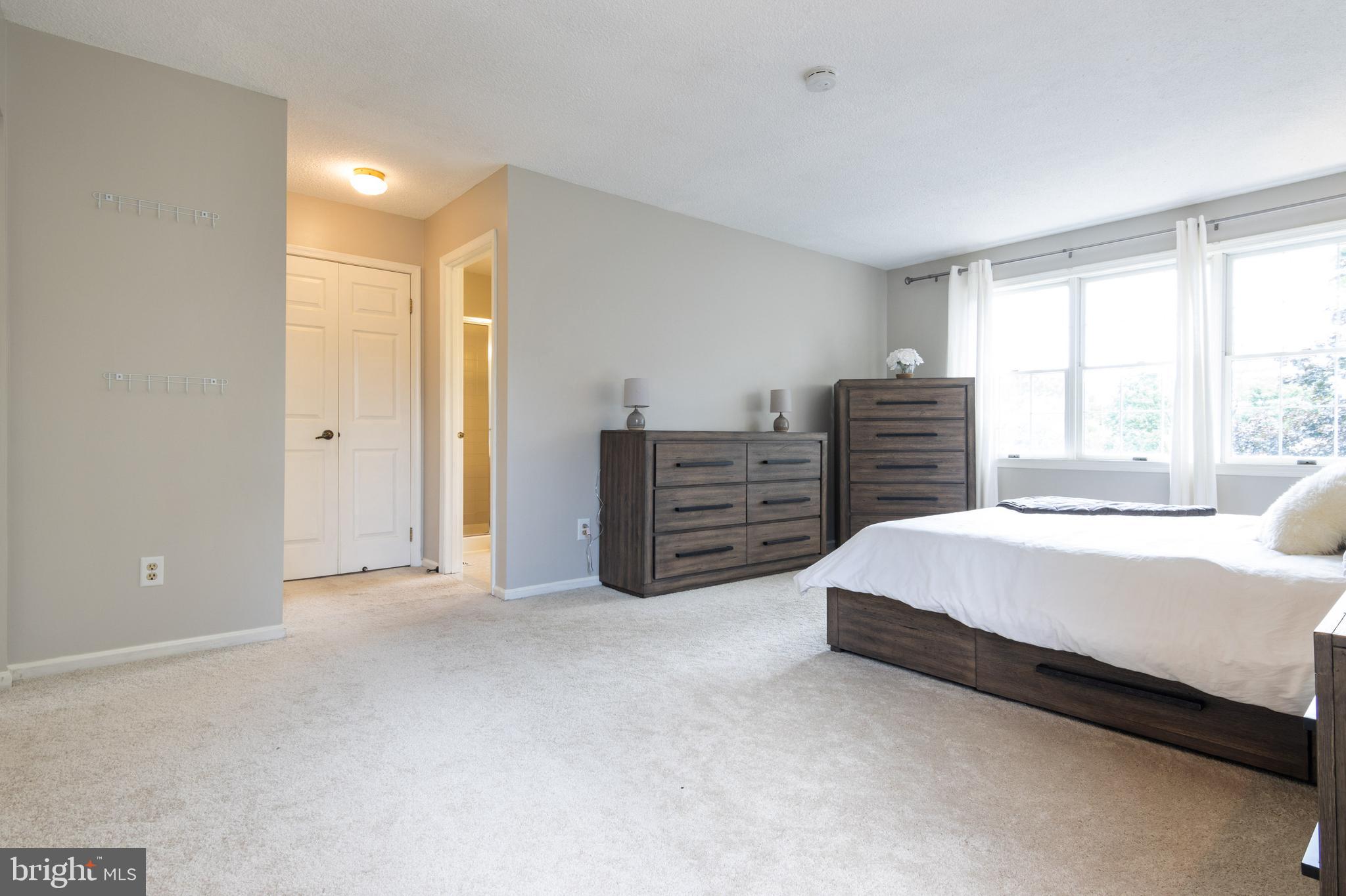 213 Hunters Ridge Road Lutherville-Timonium, MD 21093 - Photo 21 of 40 Master Bedroom