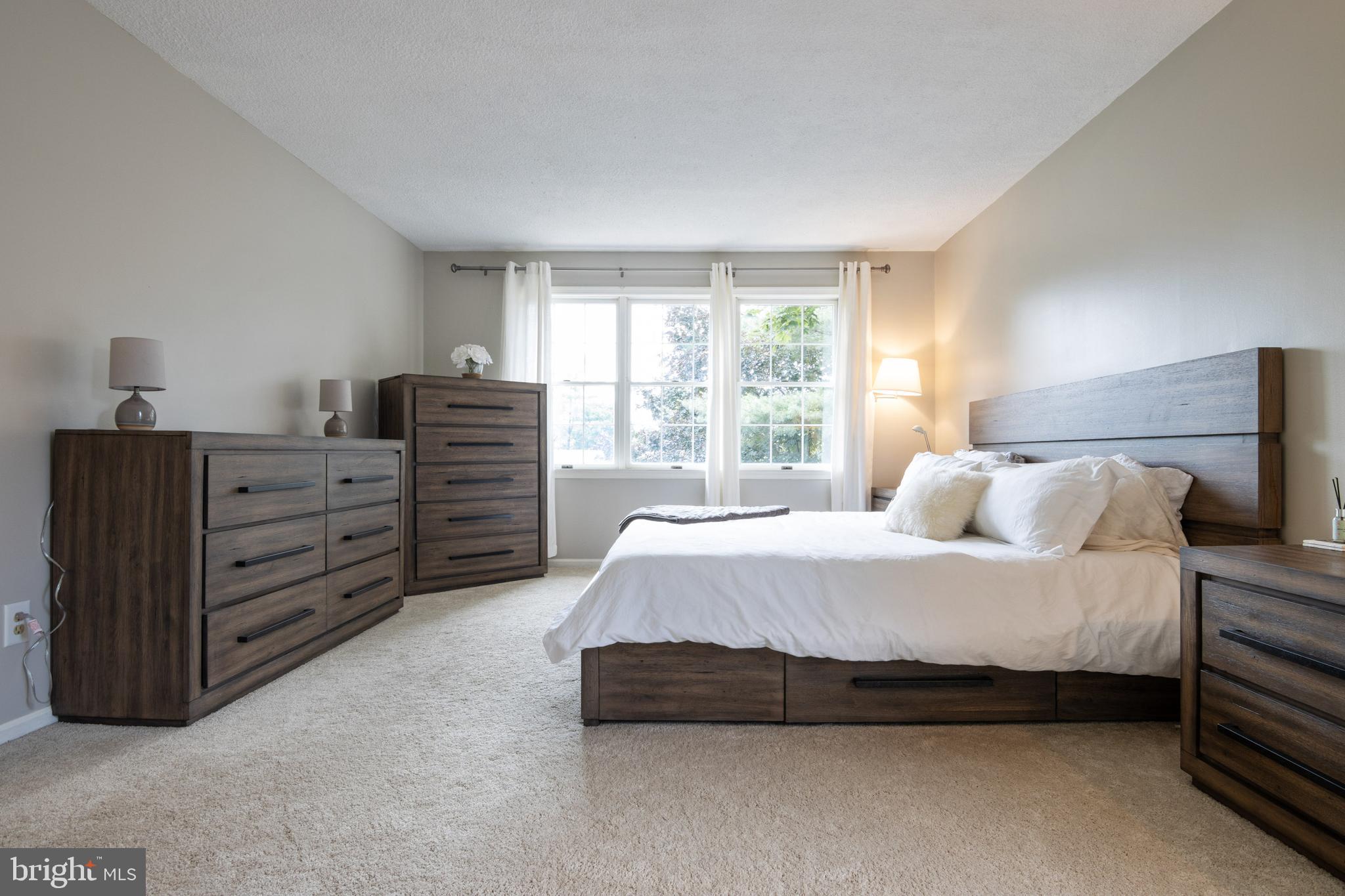 213 Hunters Ridge Road Lutherville-Timonium, MD 21093 - Photo 22 of 40 Master Bedroom