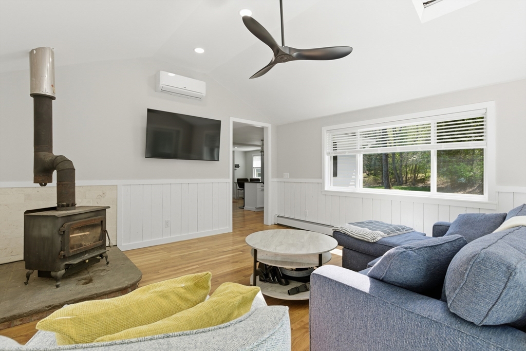 62 Hemenway Road Framingham, MA 01701 - Photo 12 of 24