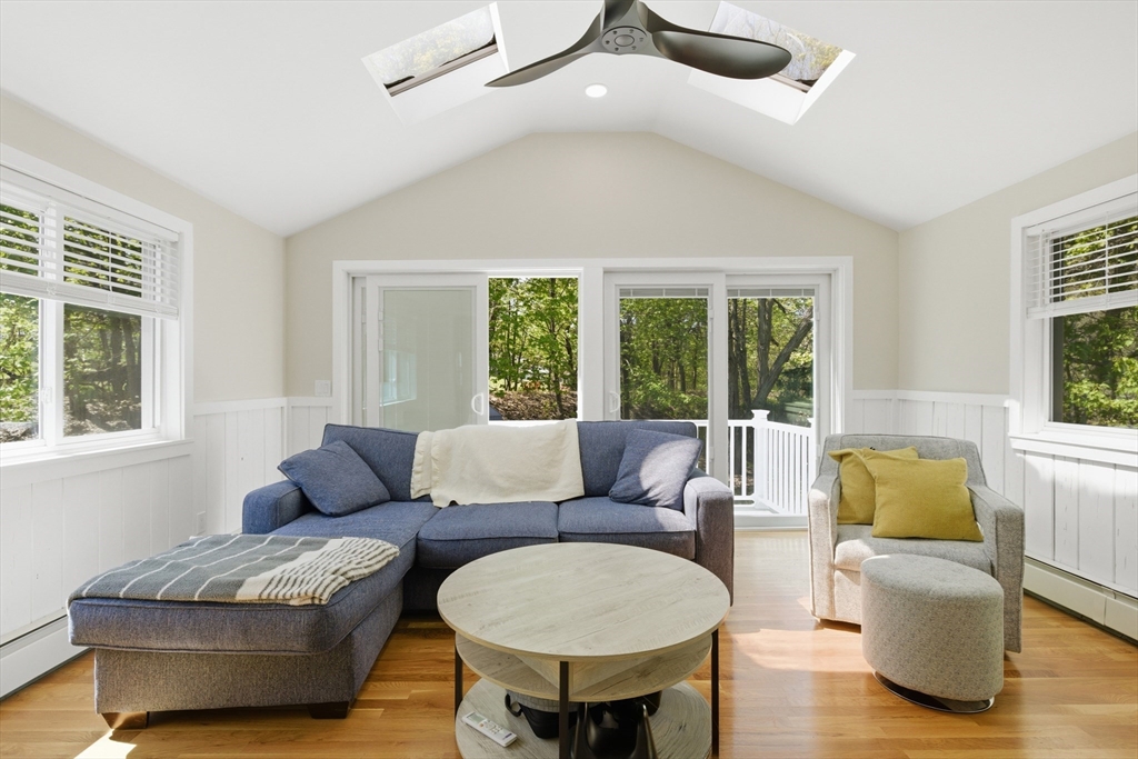 62 Hemenway Road Framingham, MA 01701 - Photo 13 of 24