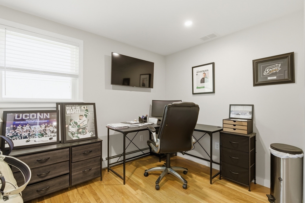 62 Hemenway Road Framingham, MA 01701 - Photo 17 of 24