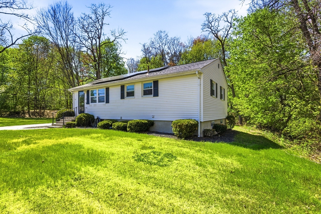 62 Hemenway Road Framingham, MA 01701 - Photo 2 of 24