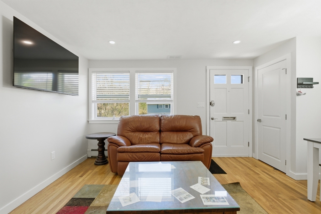62 Hemenway Road Framingham, MA 01701 - Photo 9 of 24