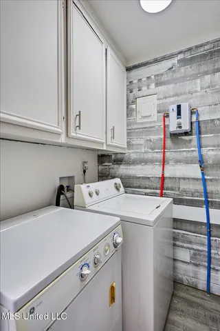 $305,000 | 108 Kimwood Place, Florence, MS 39073