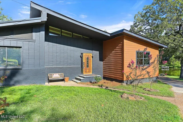 $305,000 | 108 Kimwood Place, Florence, MS 39073