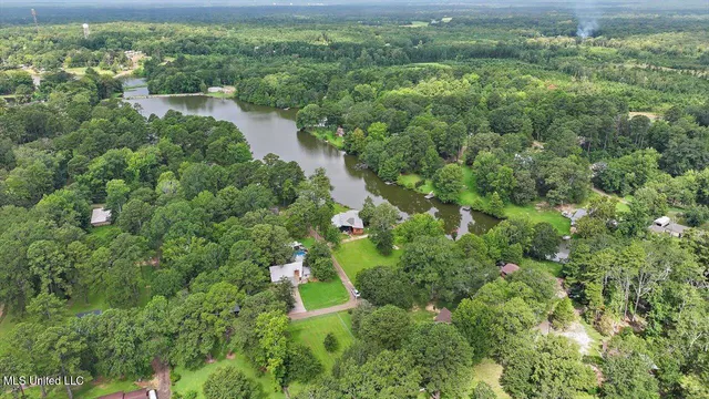 $305,000 | 108 Kimwood Place, Florence, MS 39073