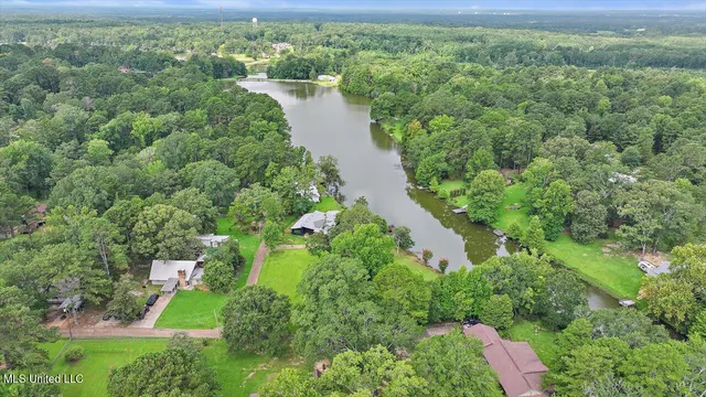 $305,000 | 108 Kimwood Place, Florence, MS 39073