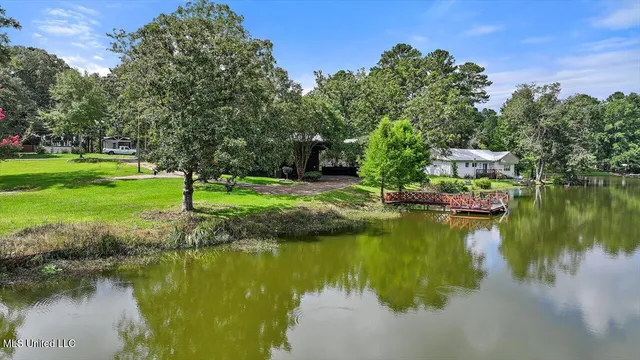 $305,000 | 108 Kimwood Place, Florence, MS 39073