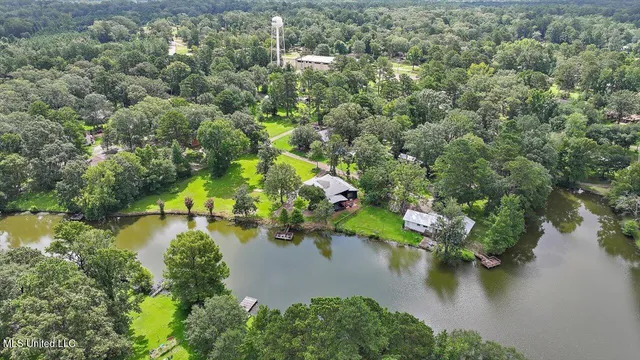 $305,000 | 108 Kimwood Place, Florence, MS 39073