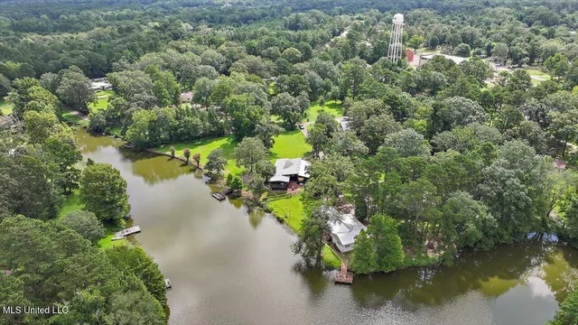 $305,000 | 108 Kimwood Place, Florence, MS 39073