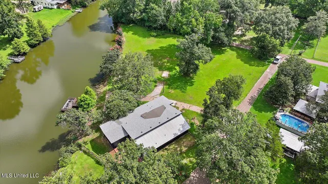 $305,000 | 108 Kimwood Place, Florence, MS 39073