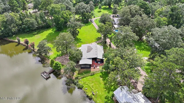 $305,000 | 108 Kimwood Place, Florence, MS 39073