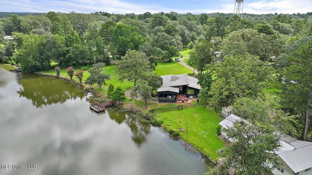 $305,000 | 108 Kimwood Place, Florence, MS 39073