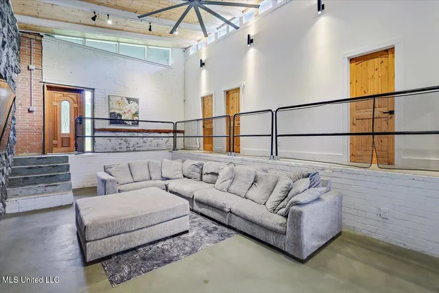 $305,000 | 108 Kimwood Place, Florence, MS 39073