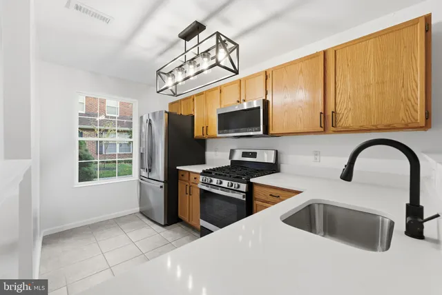 $235,000 | 1535 Ben Franklin Court, Mays Landing, NJ 08330