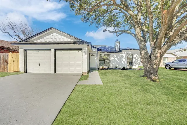 $270,000 | 615 Red Coat Lane, Arlington, TX 76002