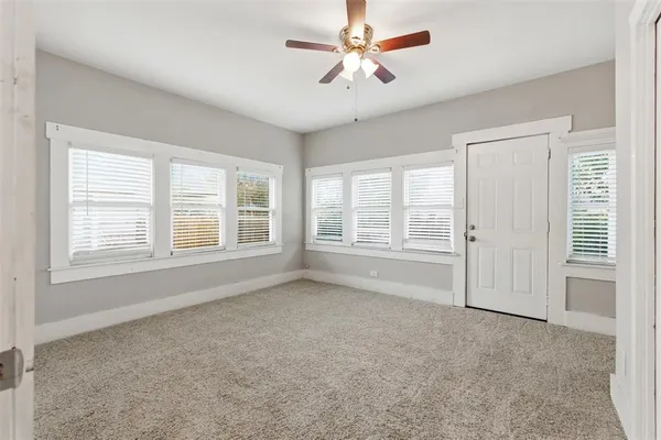 $1,750 | 405 College Street, Cleburne, TX 76033
