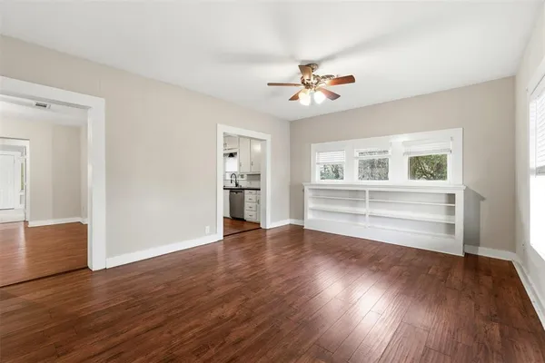$1,750 | 405 College Street, Cleburne, TX 76033