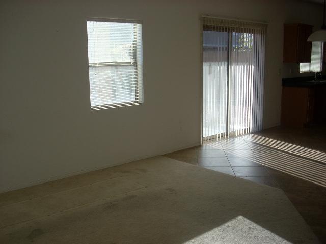 5337 West Carson Road Laveen, AZ 85339 - Photo 11 of 20 living room