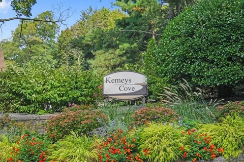 $555,000 | 406 Kemeys Cove, Unit 406, Briarcliff Manor, NY 10510