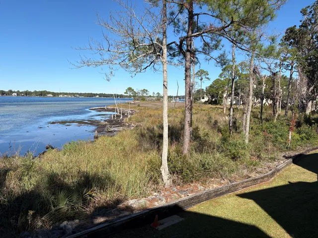 $2,900 | 30 Marina Cove Drive, Niceville, FL 32578