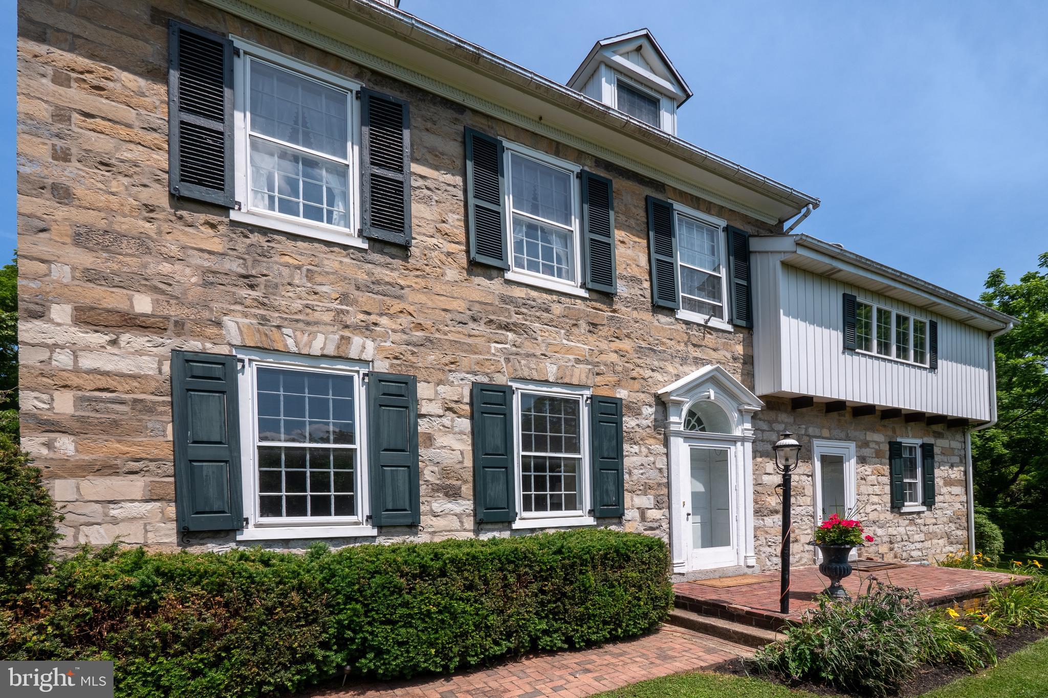 3224 Newburg Road Nazareth, PA 18064 - Photo 12 of 44 Gallery Image 12