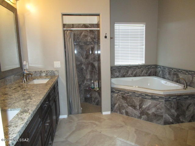 11553 East Tanque Verde Road Tucson, AZ 85749 - Photo 17 of 33