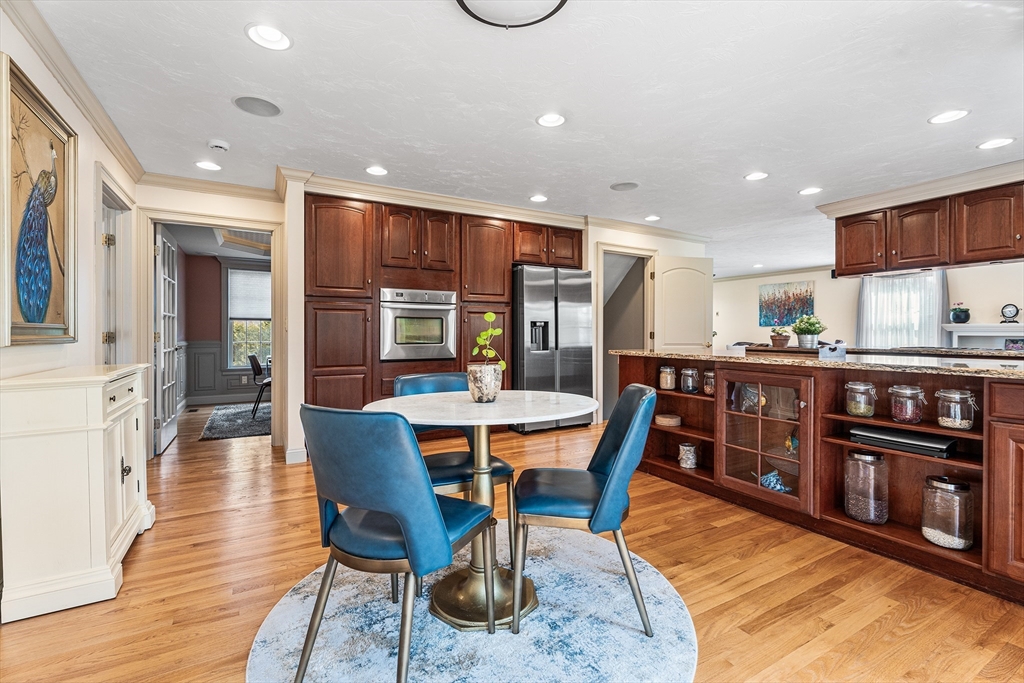 227 Thurber Avenue Attleboro, MA 02703 - Photo 11 of 42