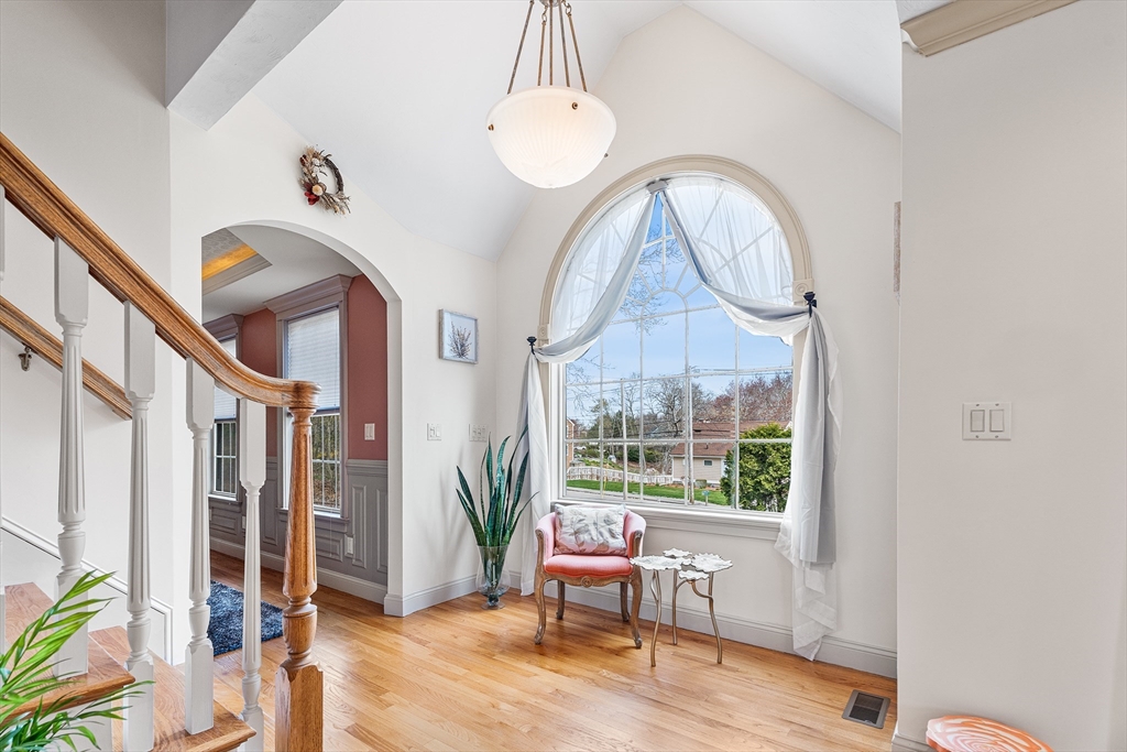 227 Thurber Avenue Attleboro, MA 02703 - Photo 23 of 42